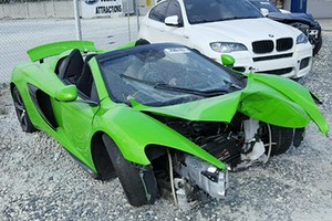 Siêu xe McLaren 650S Spider "cụt đầu" vẫn có giá 2,5 tỷ